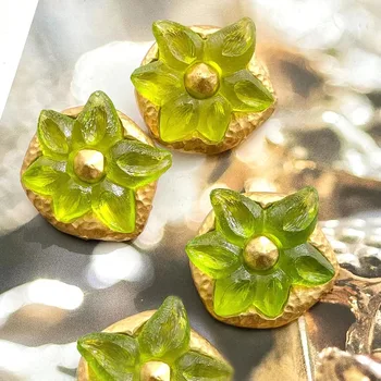Retro high-end cvet uhani z nišo design občutek Uhani so sveži in zeleni barvi z vintage in vsestranski design uhan